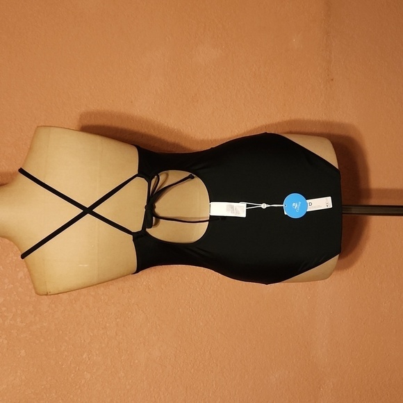 New! Classic black swimsuit spaghetti straps vacation beach pool Size small - Picture 5 of 8